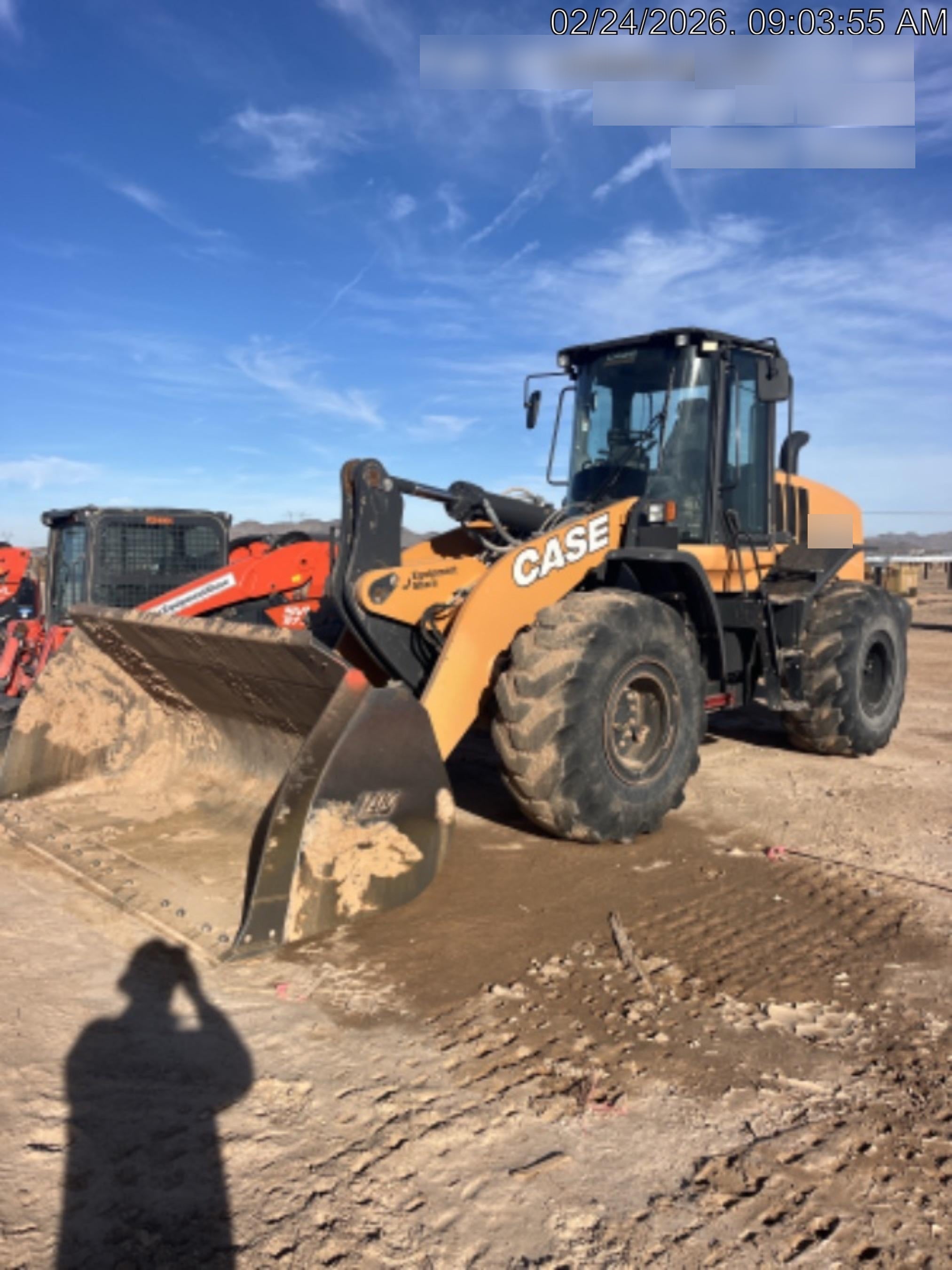 2023 CASE 821G