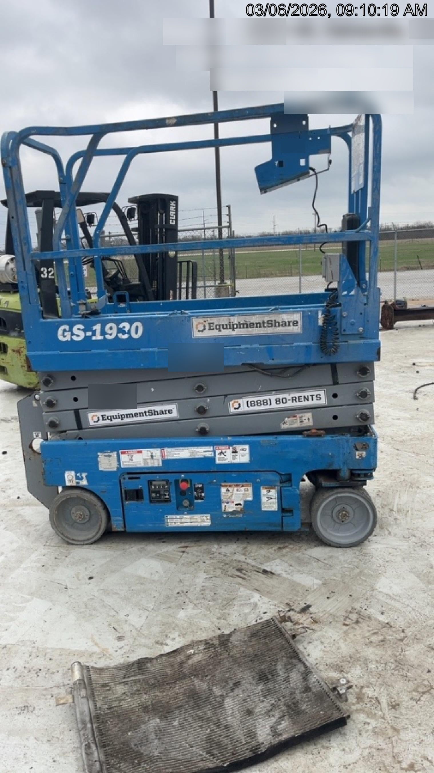 2019 Genie GS-1930 Fixed Rails with Chain Entry
