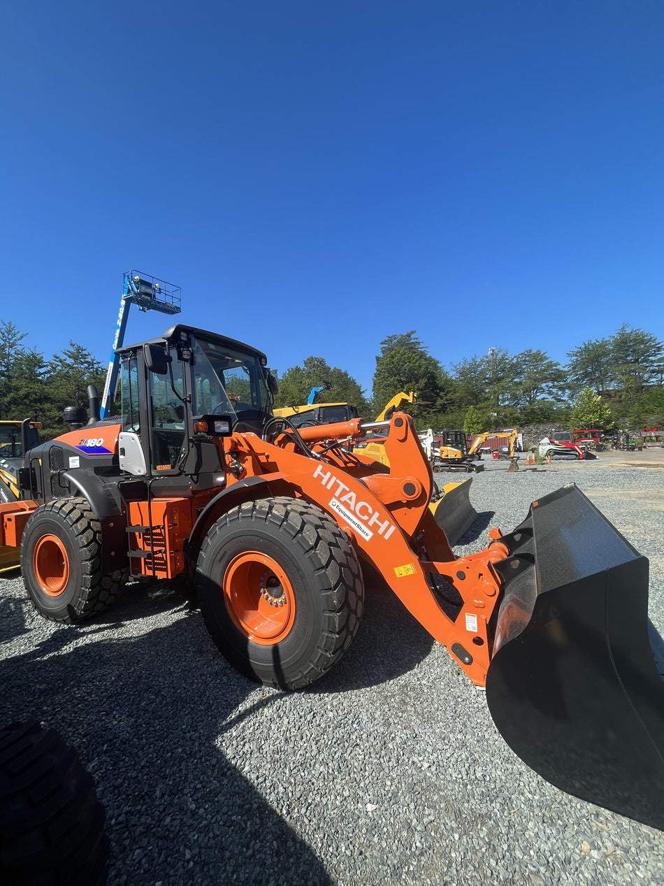 2022 HITACHI ZW180-6