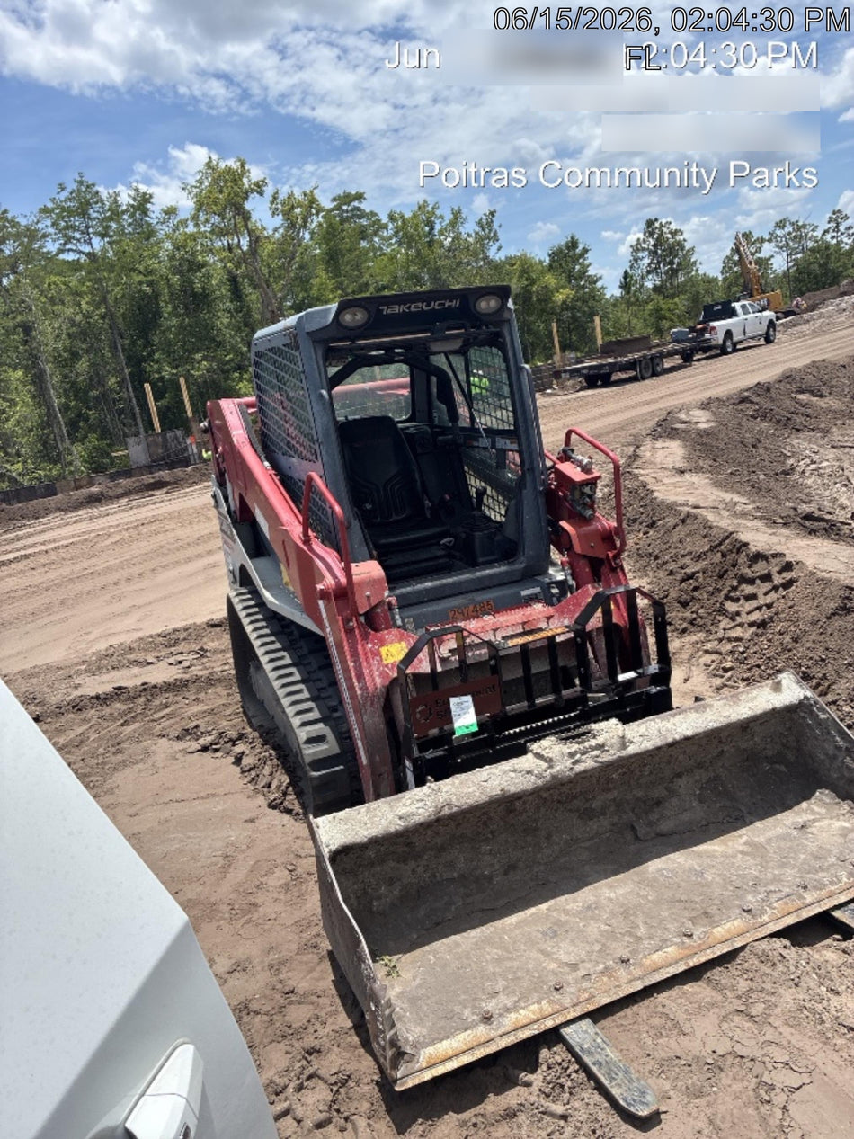 2023 TAKEUCHI TL10V2-CR