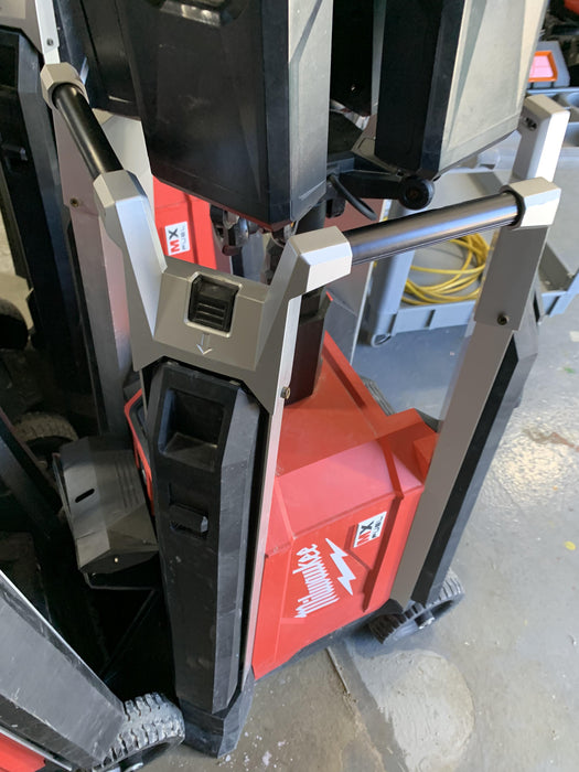 2022 MILWAUKEE MXF041-1XC