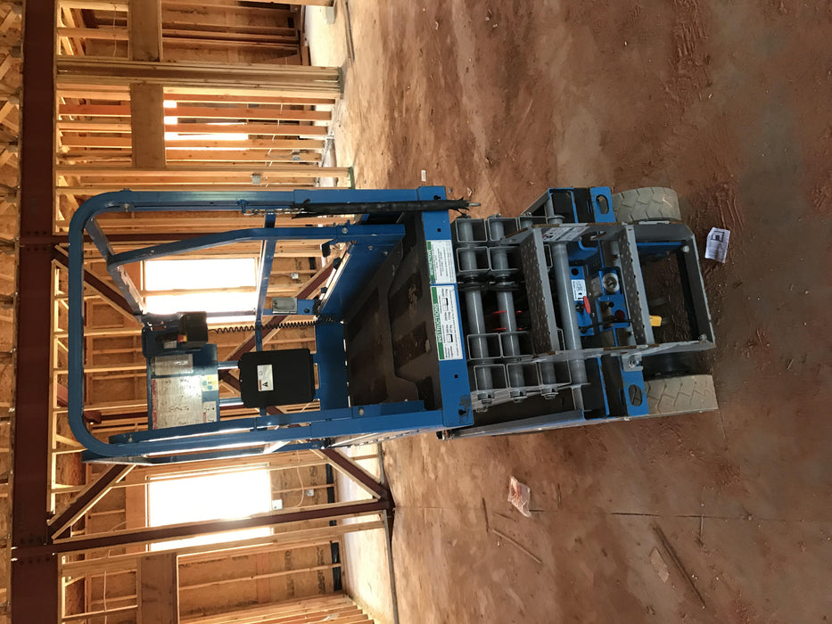 2019 Genie GS-1930 Fixed rails with chain Entry