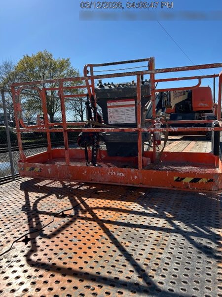 2023 JLG 660SJ