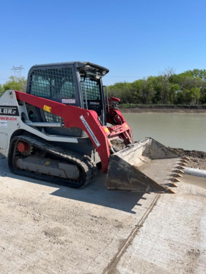 2022 TAKEUCHI TL8R2-CR