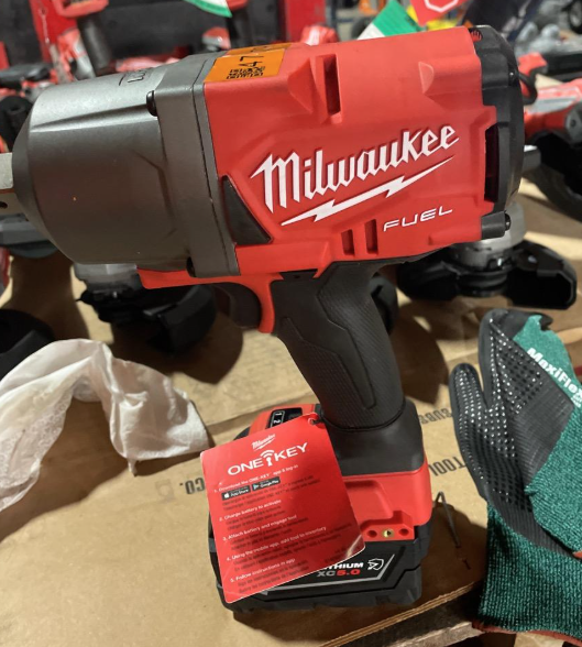 2024 MILWAUKEE 2864-22R