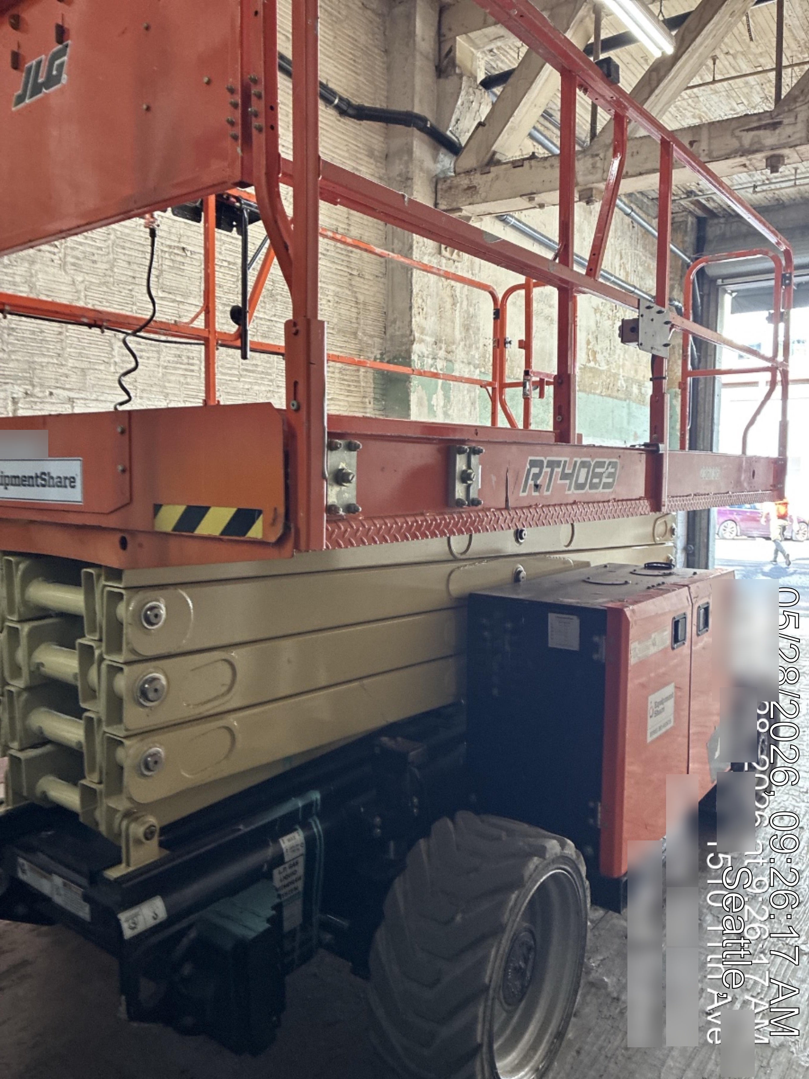 2022 JLG RT4069