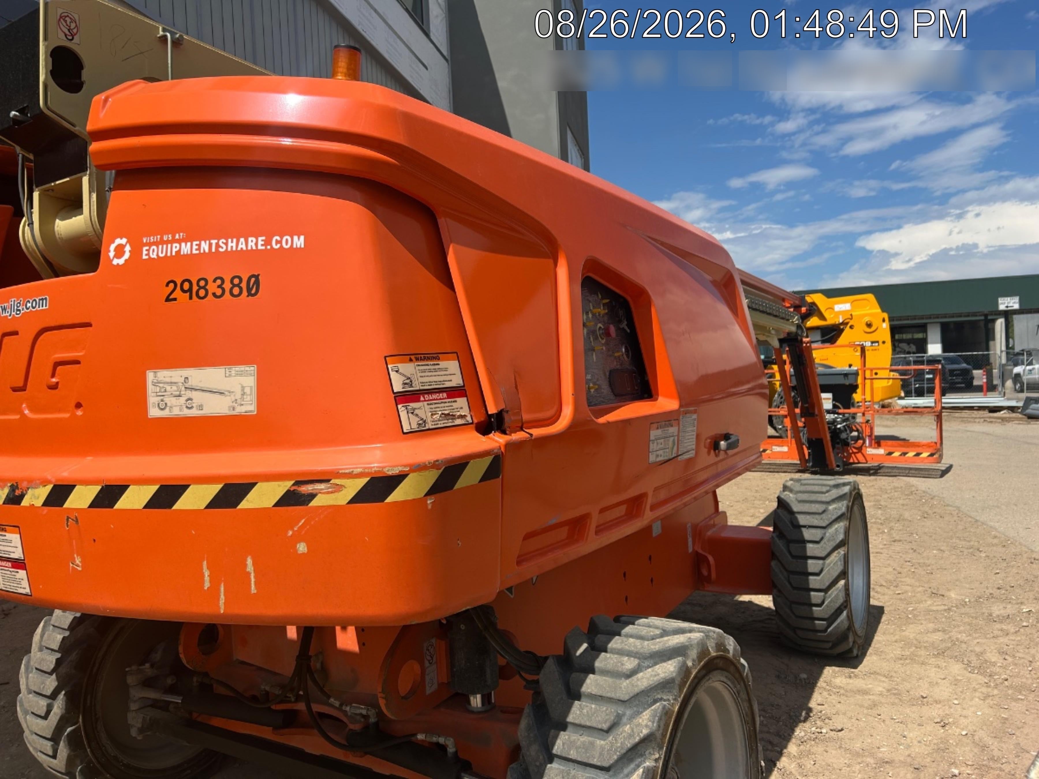 2023 JLG 660SJ
