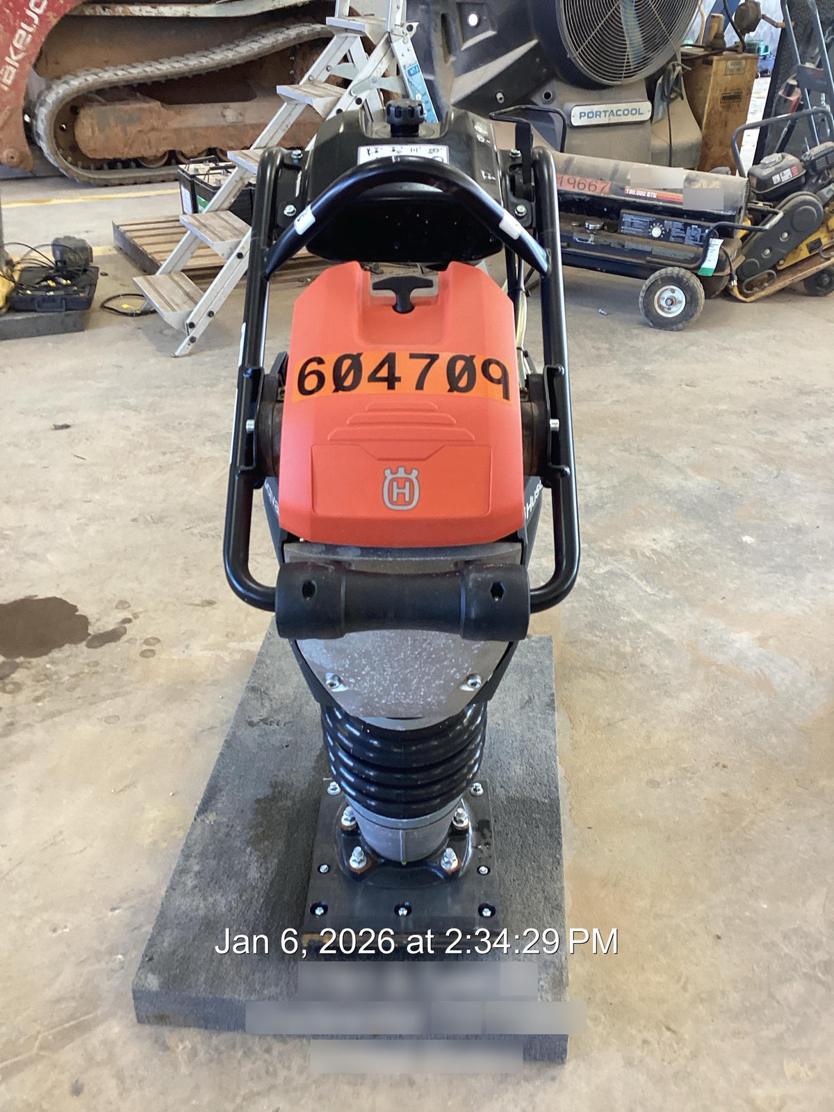 2025 HUSQVARNA LT6005