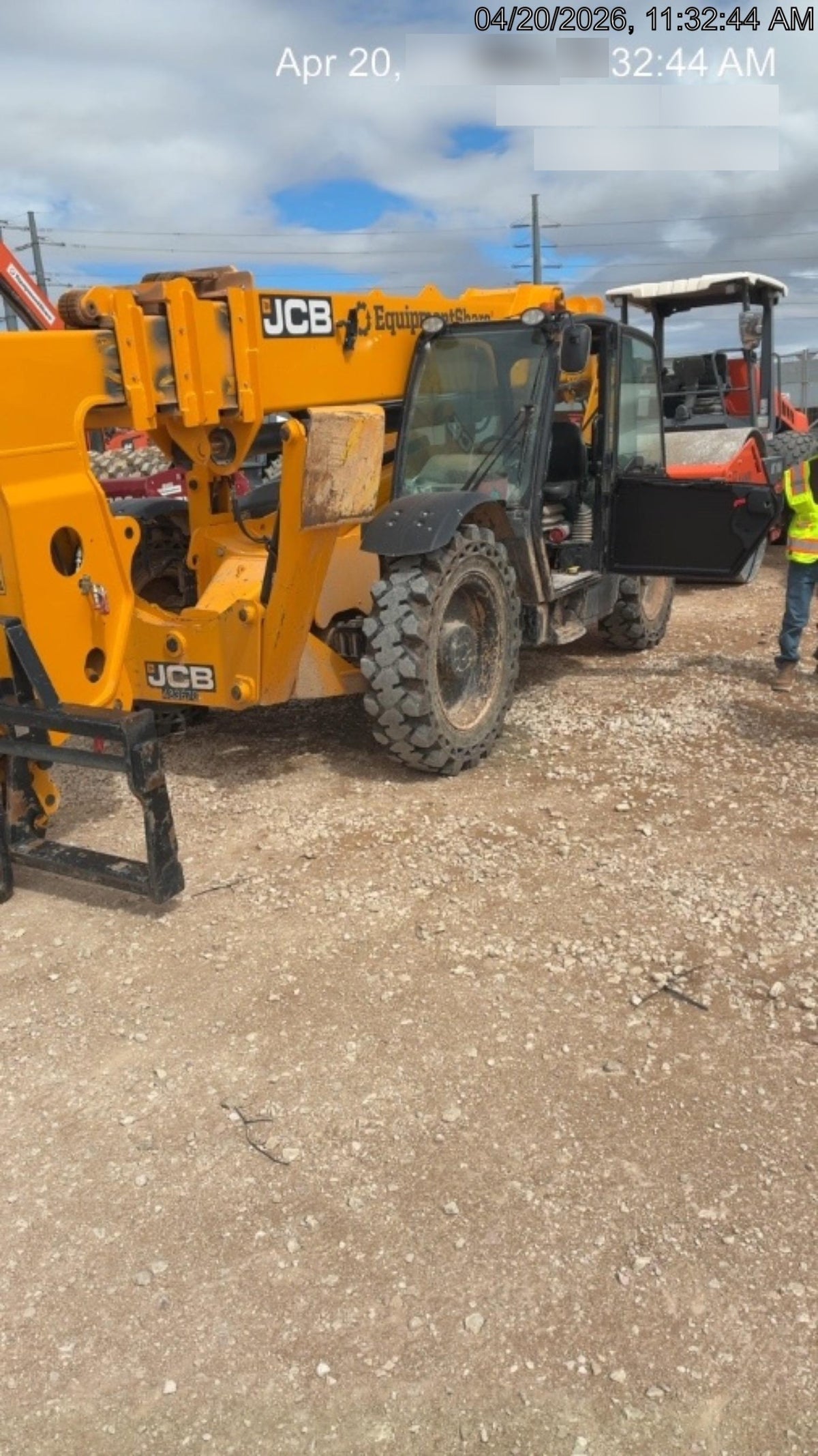 2025 JCB 512-56