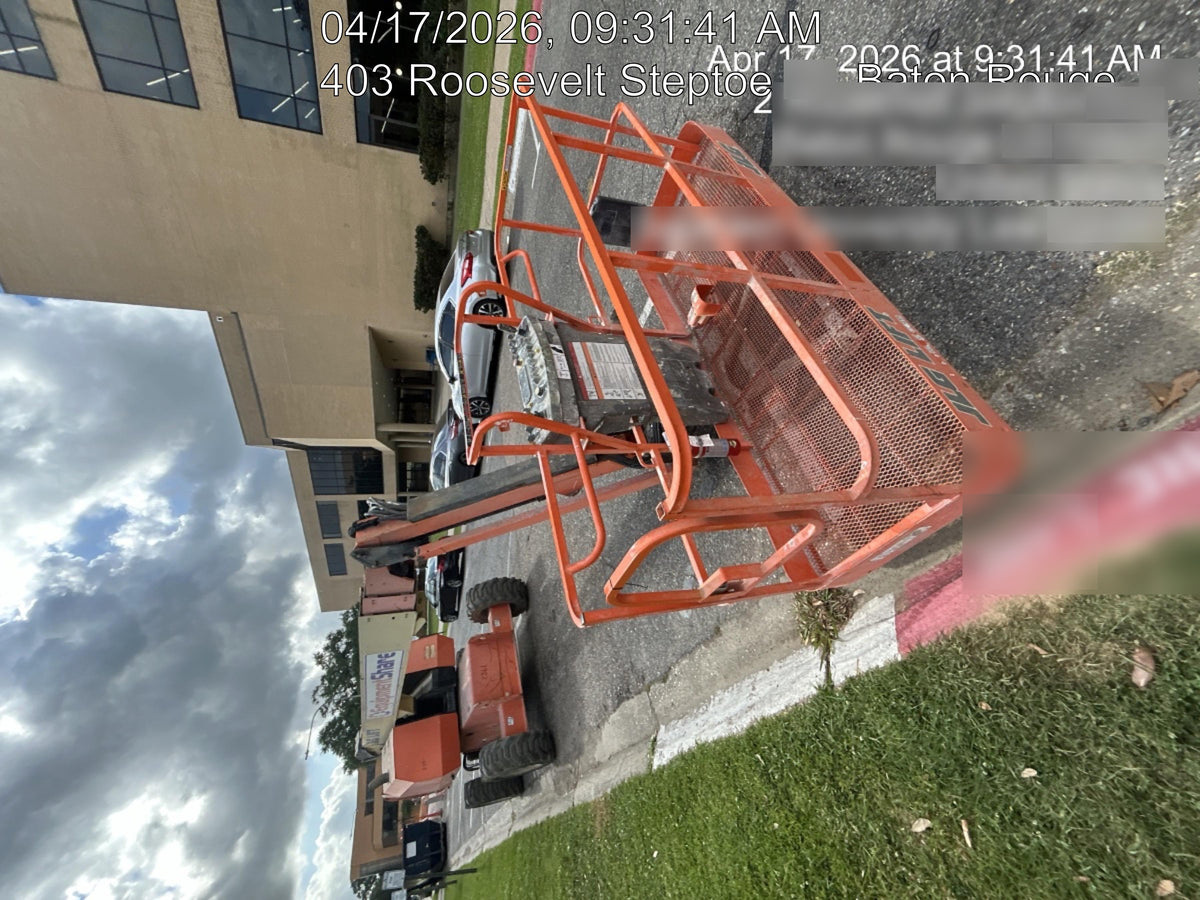 2016 JLG 660SJ