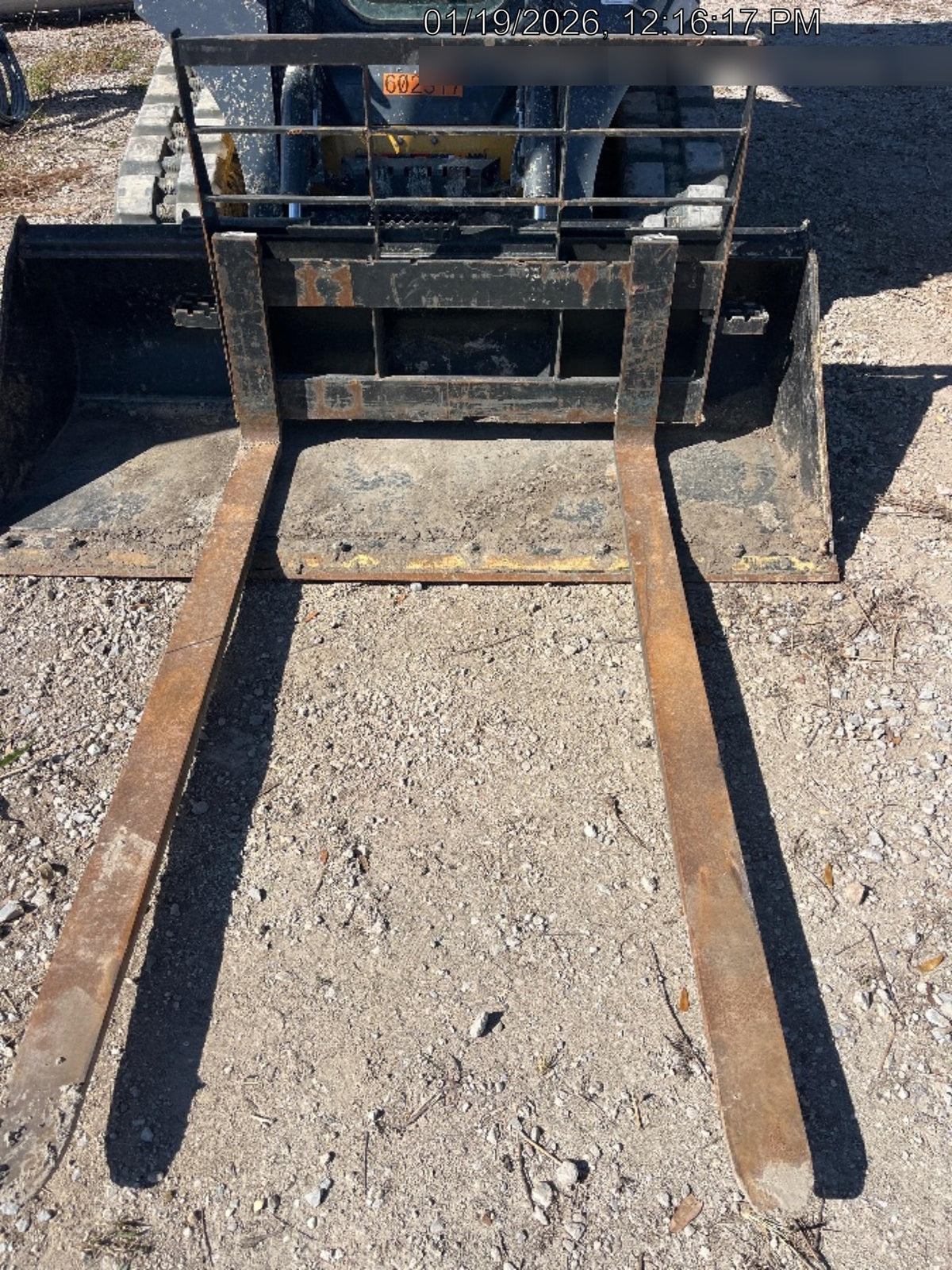 2025 ARROW MATERIAL HANDLING F5100CB - 72"