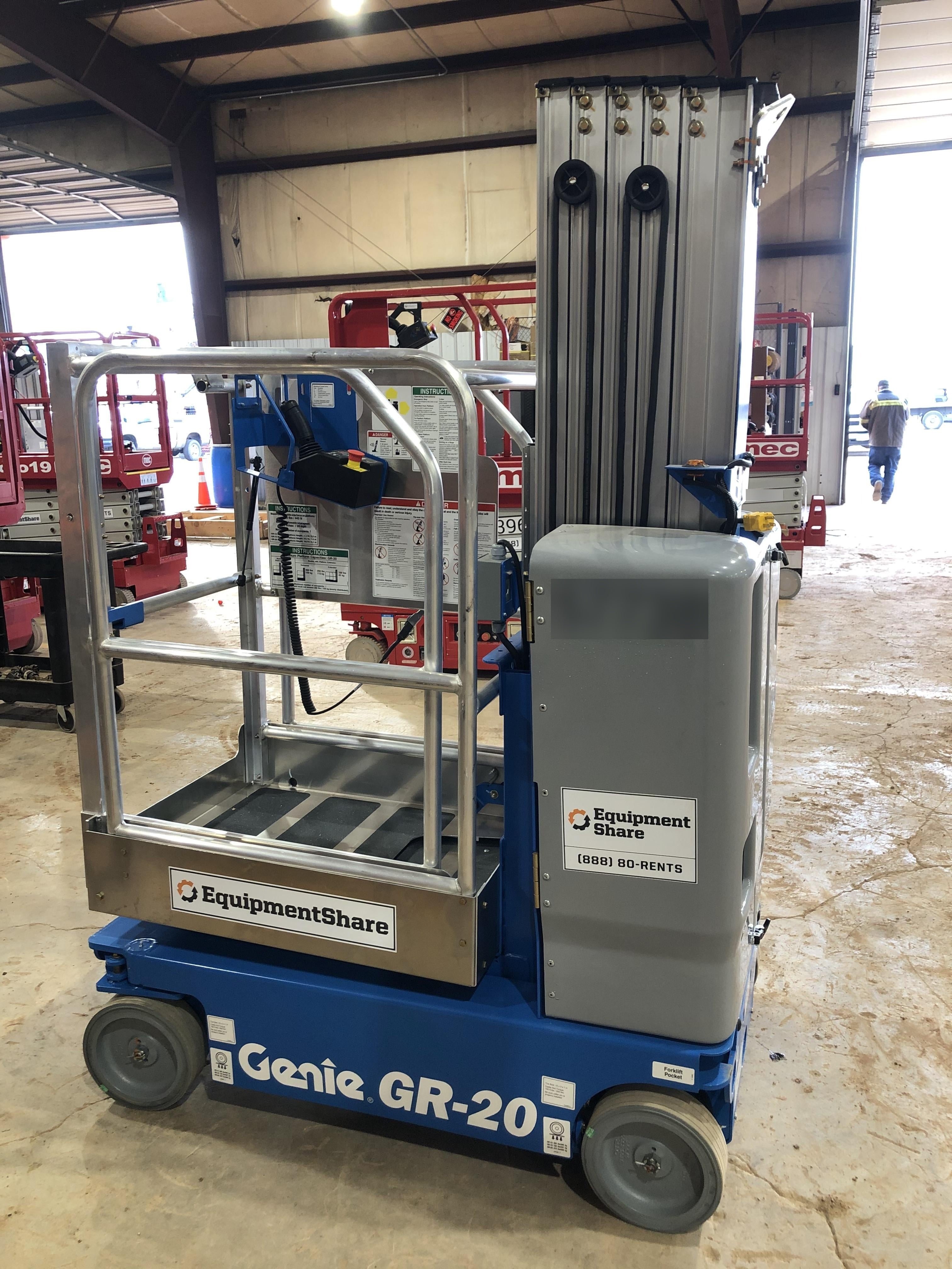 2019 GENIE GR-20