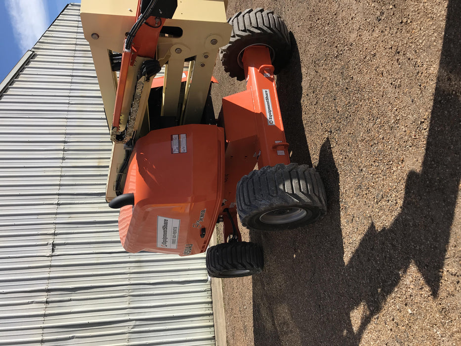 2019 JLG 450AJ