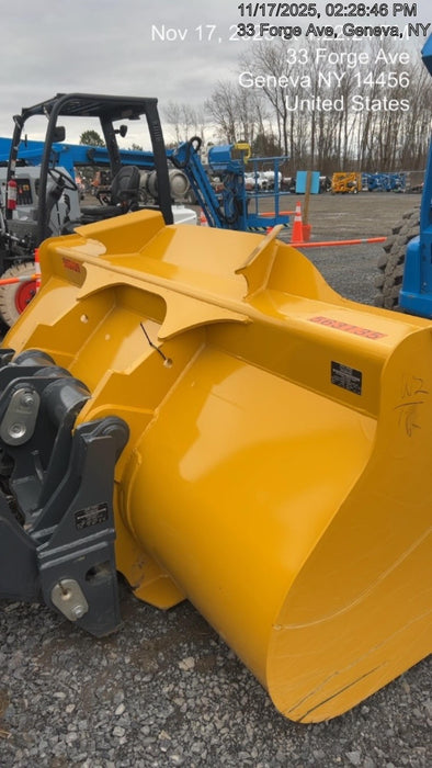 2025 JOHN DEERE 2.75 cu yd Wheel Loader Bucket - John Deere