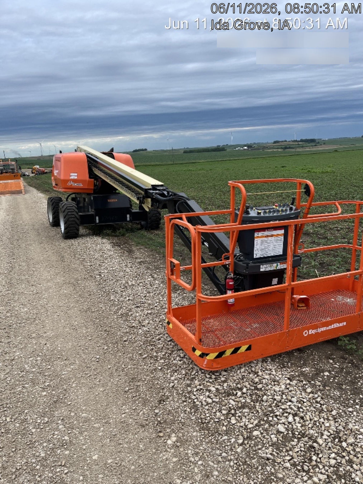 2025 JLG 660SJ
