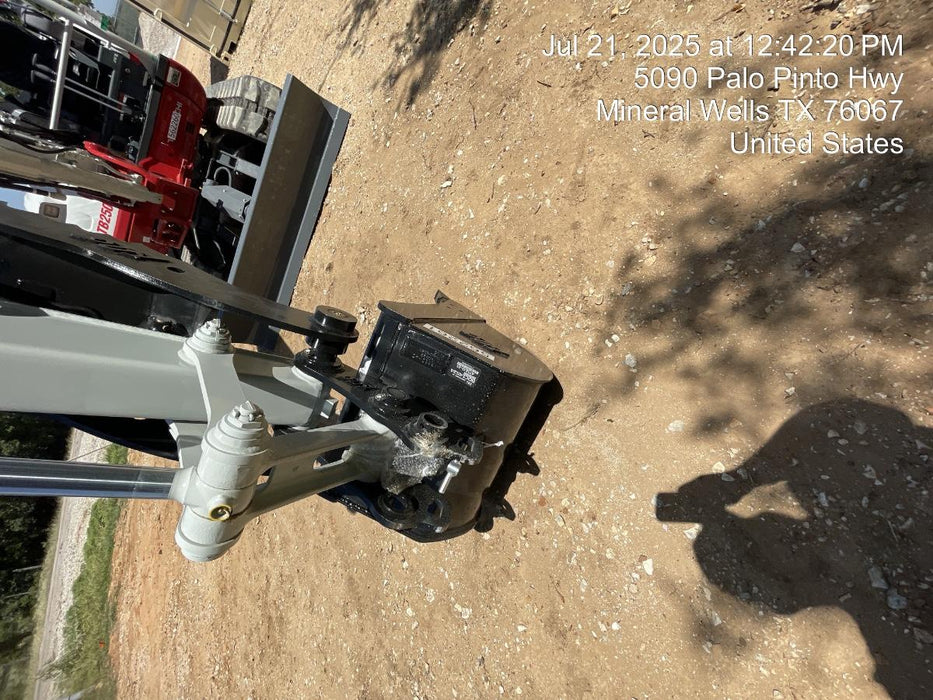 2025 TAKEUCHI 24" Bucket Takeuchi