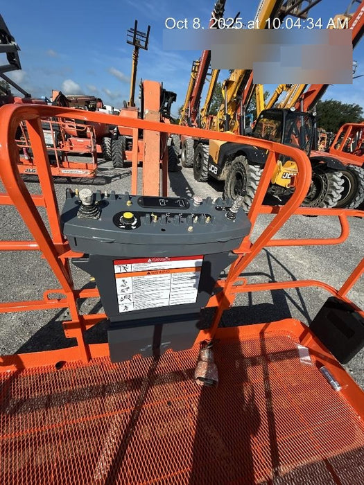 2019 JLG 860SJ