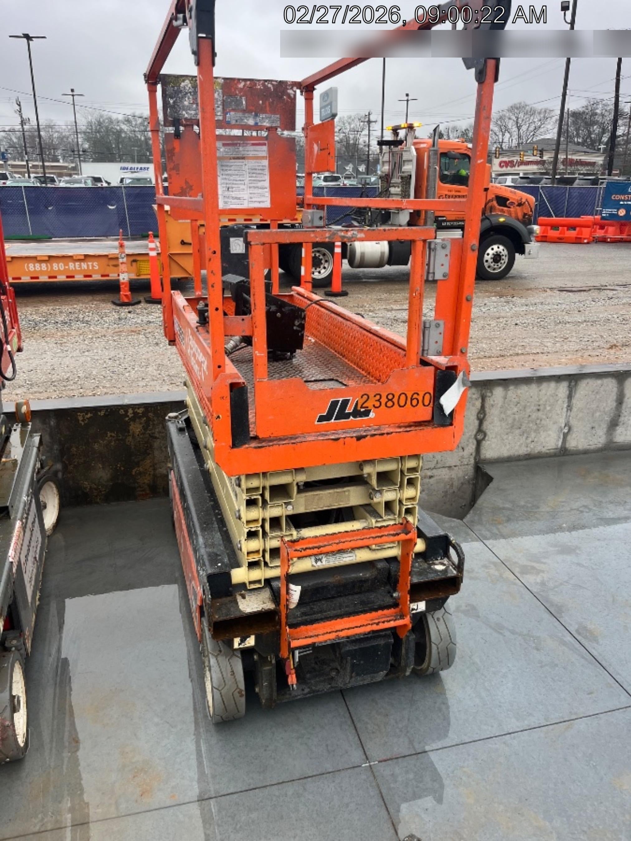 2022 JLG ES1932