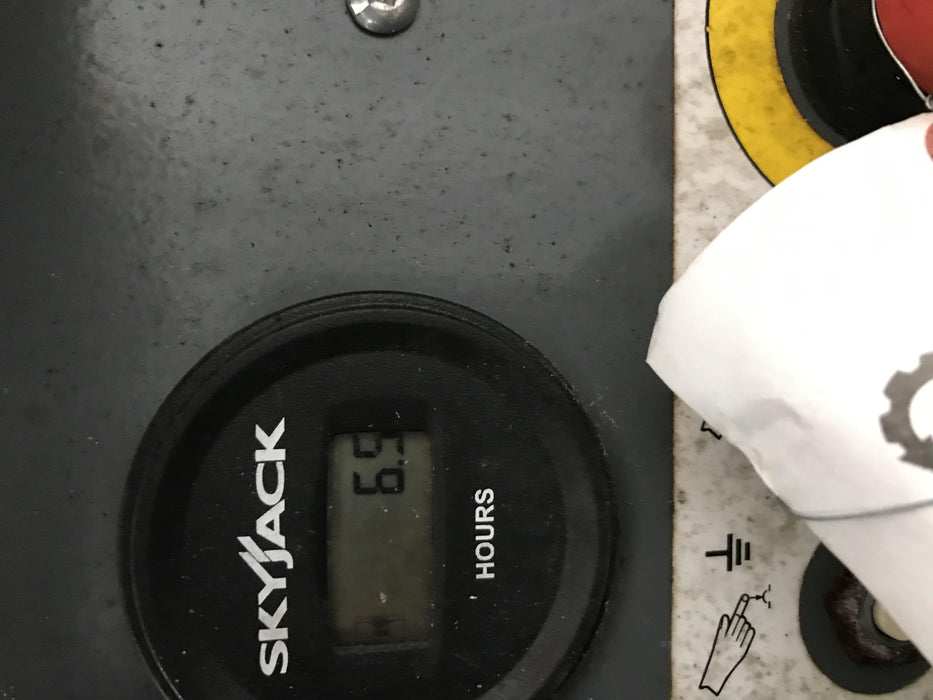 2018 SKYJACK SJ6826 RT