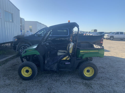 2020 John Deere XUV560E GATOR 4wd Utility Cart, Gas, 2 Seat, LED Strobe, Windshield Tempered Glass, Plastic Canopy, Wire Harness Kit, Backup Alarm