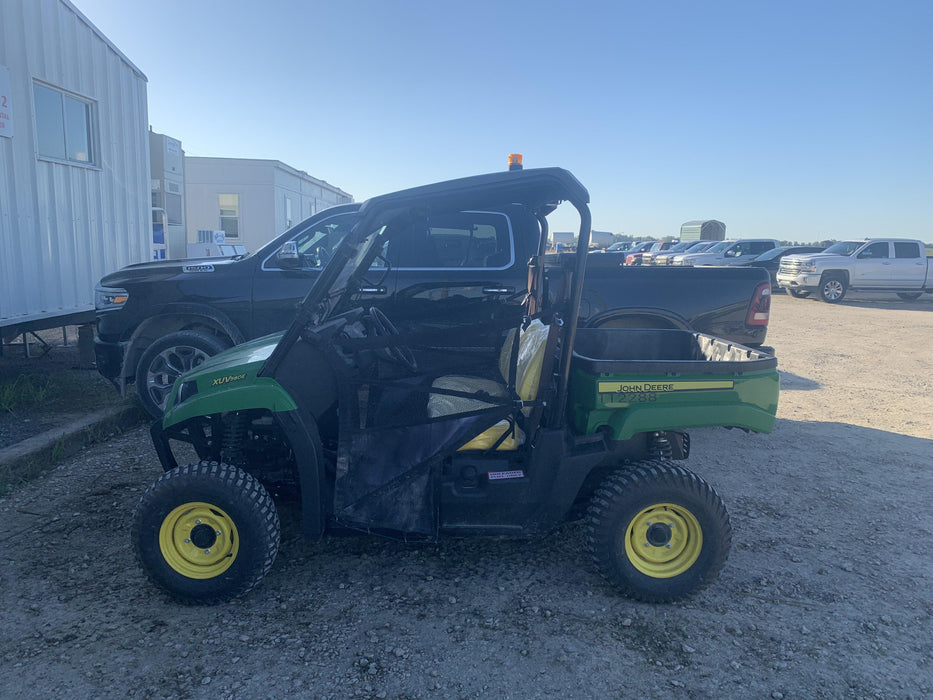 2020 John Deere XUV560E GATOR 4wd Utility Cart, Gas, 2 Seat, LED Strobe, Windshield Tempered Glass, Plastic Canopy, Wire Harness Kit, Backup Alarm