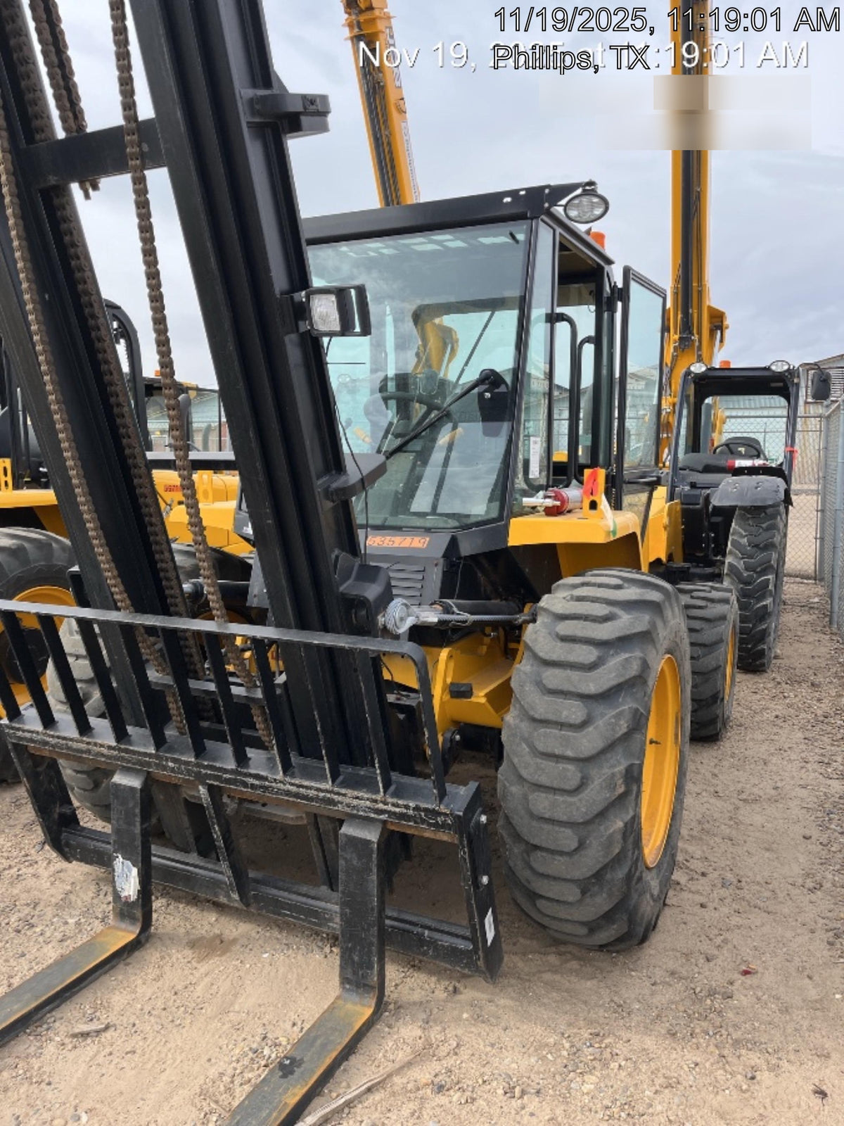 2025 JCB 940-4