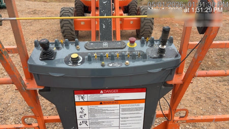 2019 JLG 600AJ