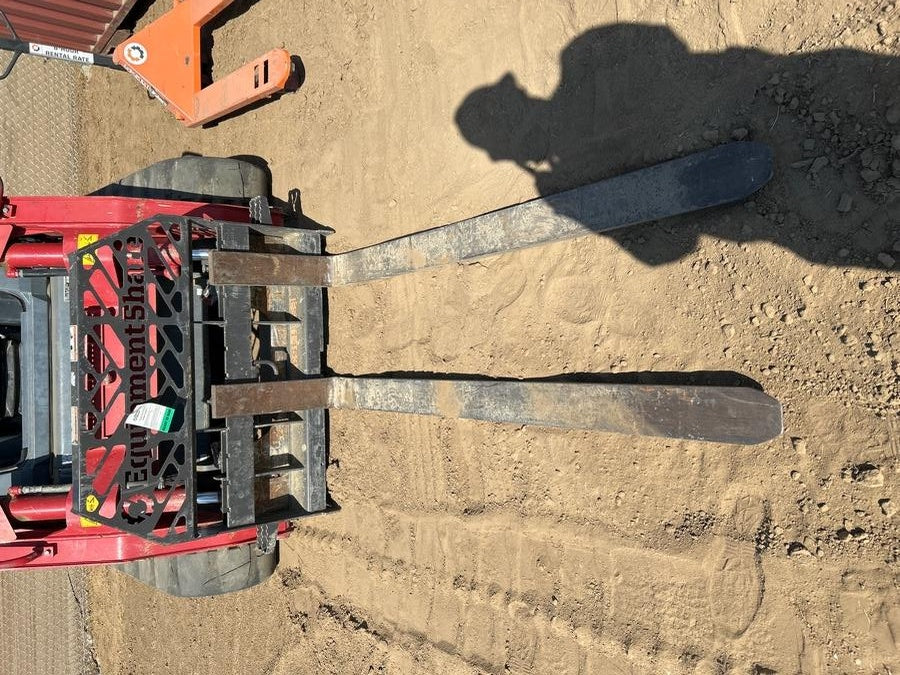 2021 PALADIN 48" Pallet Forks - Paladin