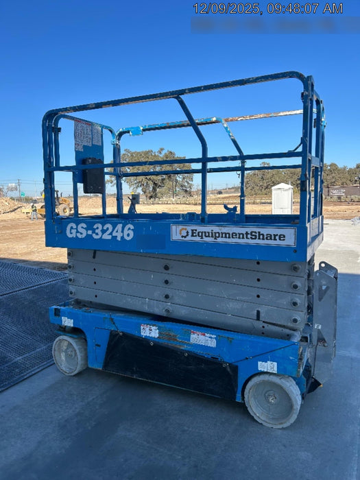 2018 Genie GS-3246 GS-3246 w/Folding rails, Full height swing gate