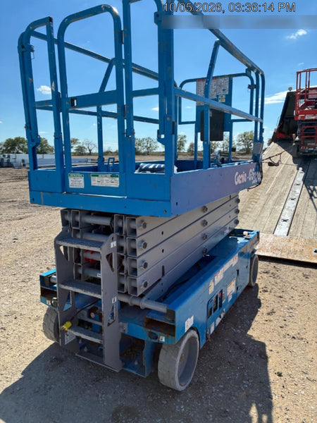2018 GENIE GS-3246