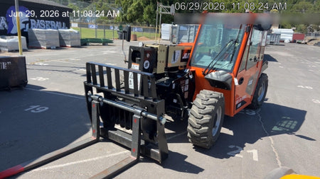 2025 JLG 519