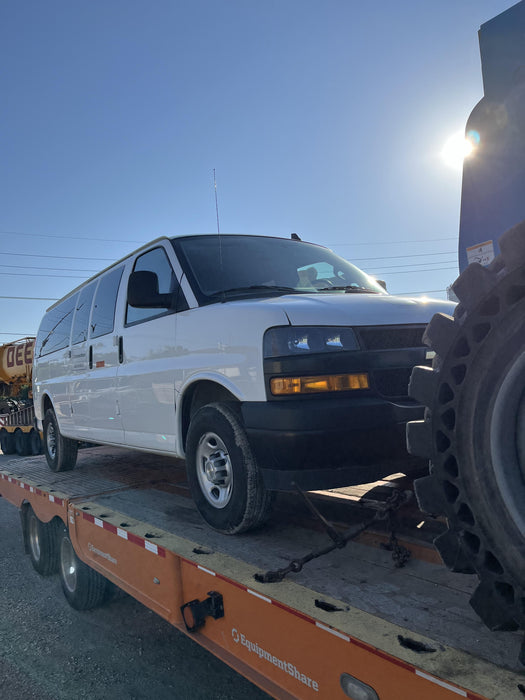 2023 CHEVROLET Express Van - Rental