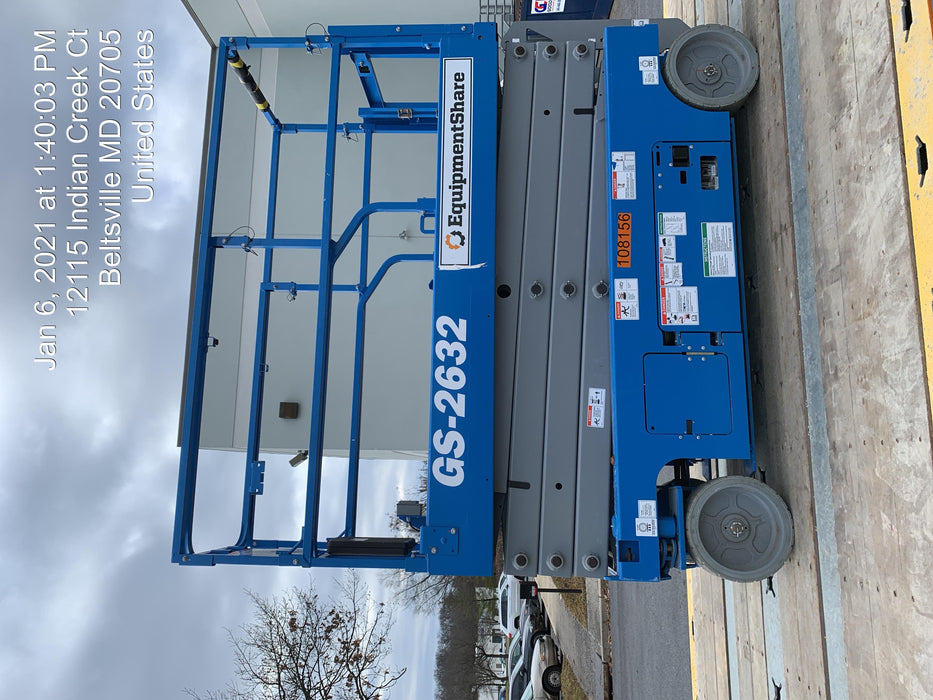 2020 Genie GS-2632 Solid NM Tires, Folding Rails with Half-Height Swing Gate, Beacon