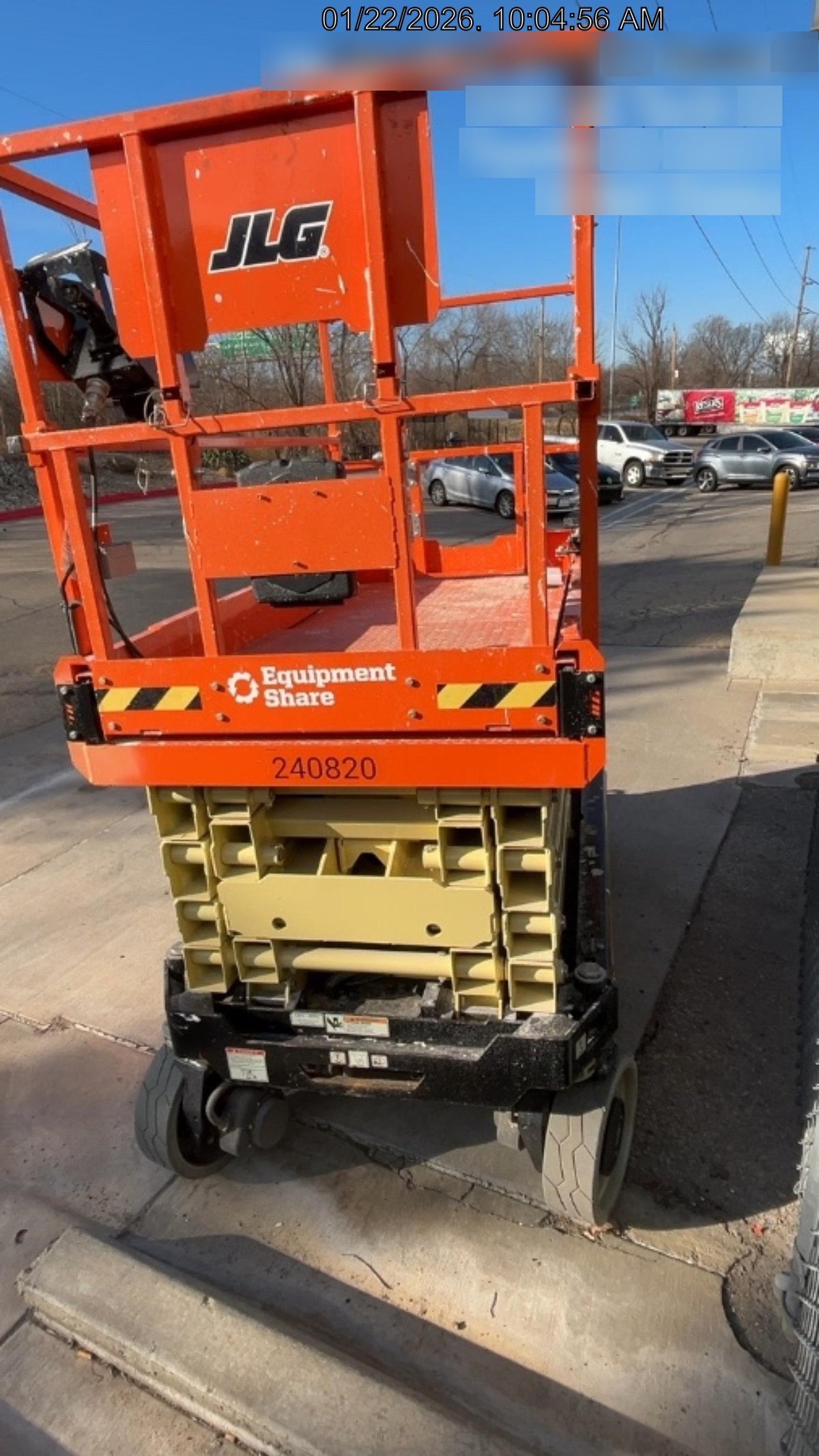 2022 JLG ES3246