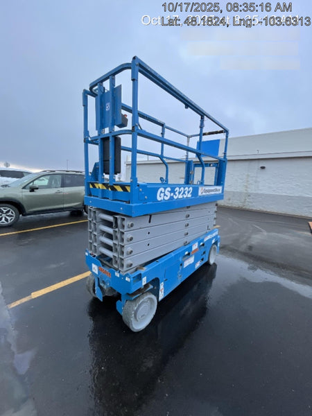 2022 GENIE GS-3232