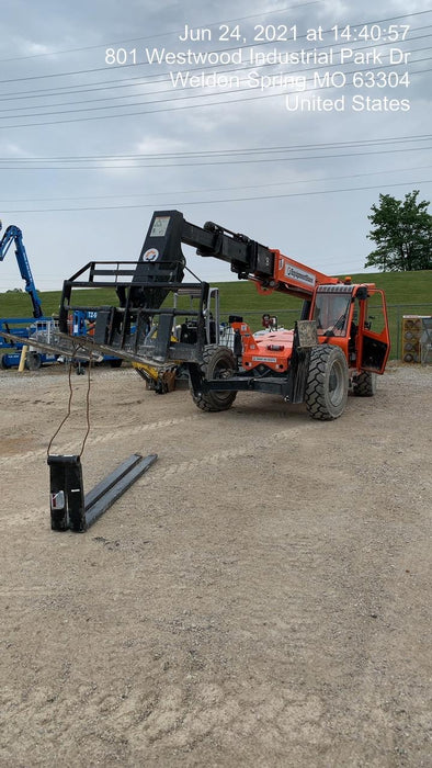 2020 Skytrak 10054 74 Hp, Cab/Heat/Air, FF Tires, Work Lights, Beacon, Aux Hydraulics, Back up Alarm, Lifting Eye, ES Decals