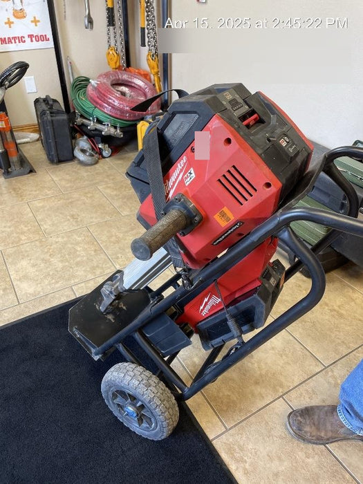 2022 MILWAUKEE MXF368-1XC