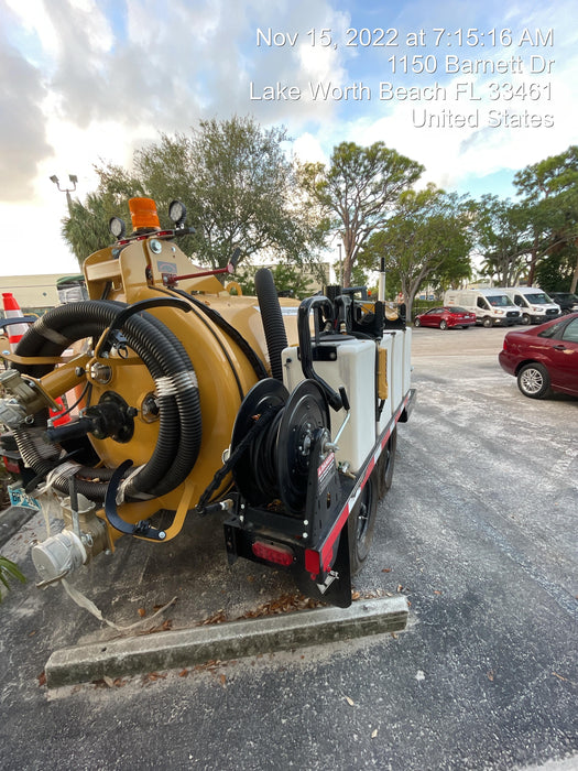 2022 VAC-TRON LP573XDT