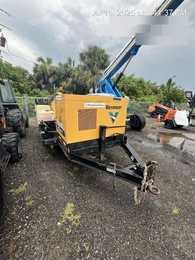 2022 VAC-TRON LP573XDT