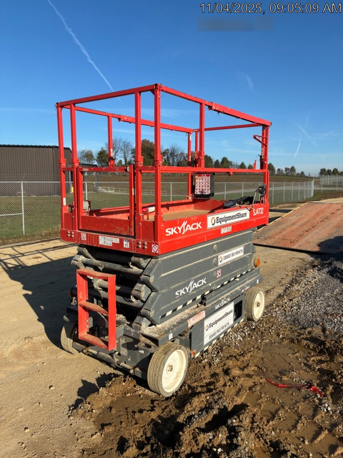 2021 SKYJACK SJ4732