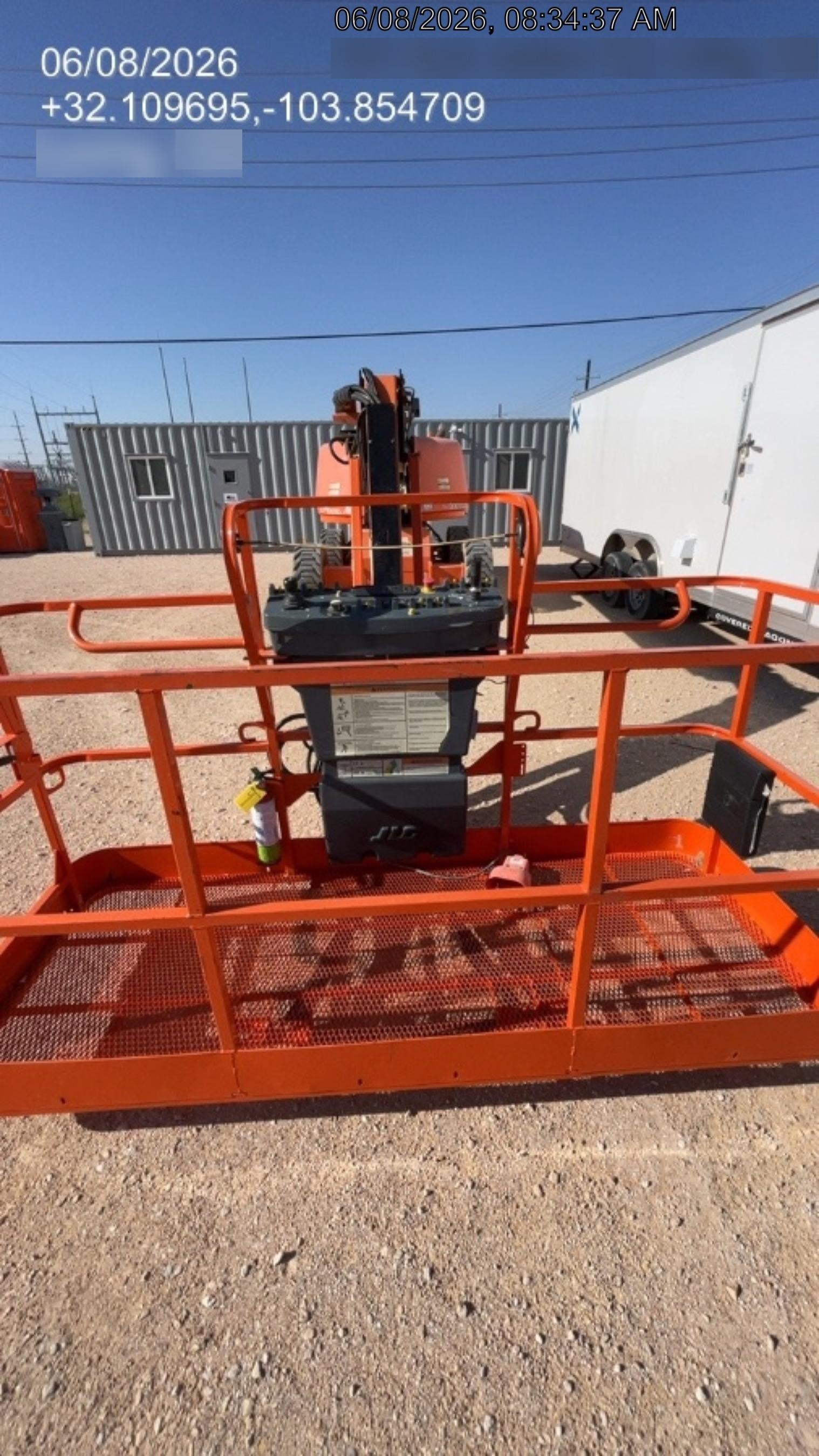 2020 JLG 660SJ
