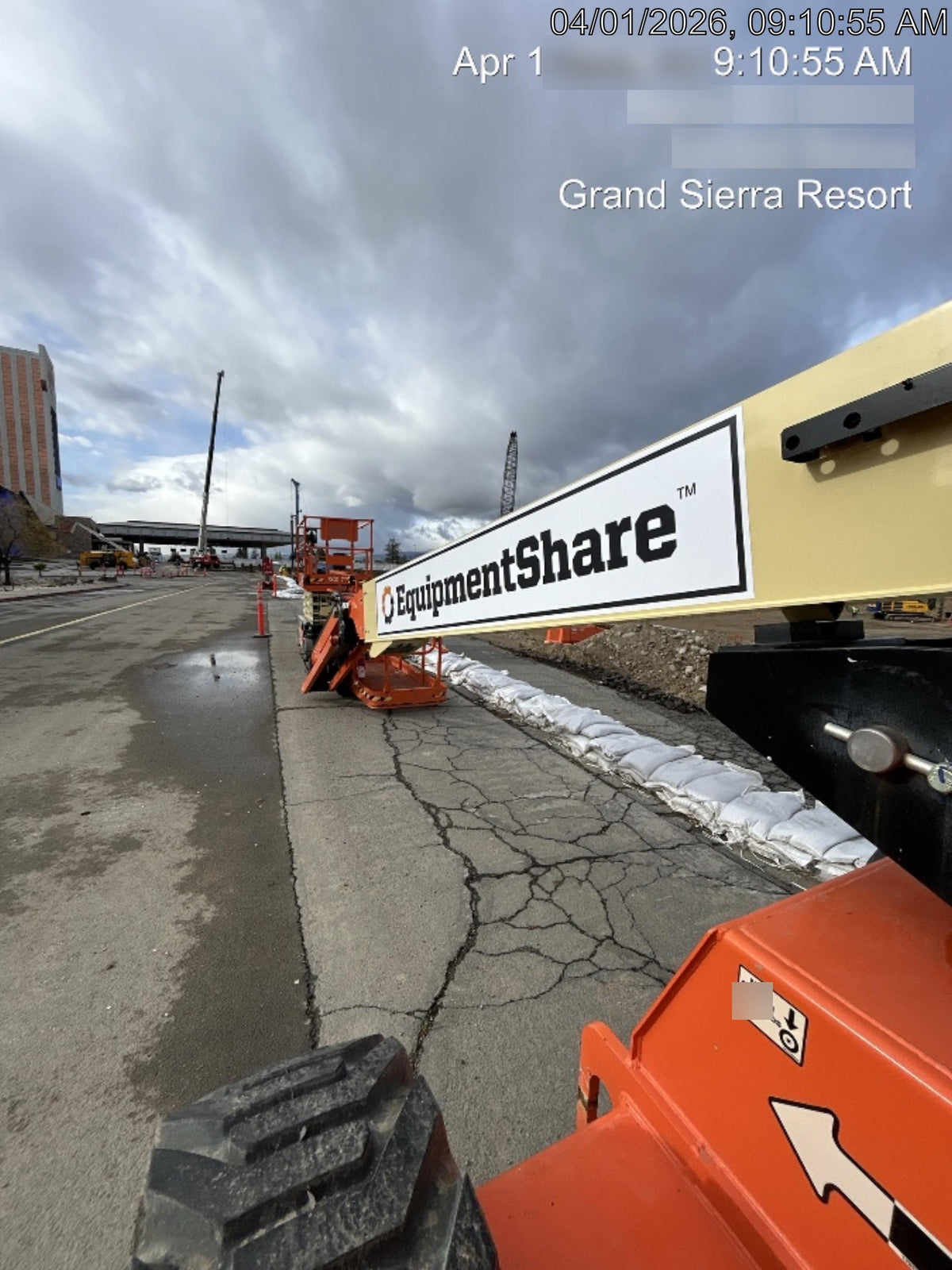 2021 JLG 660SJ