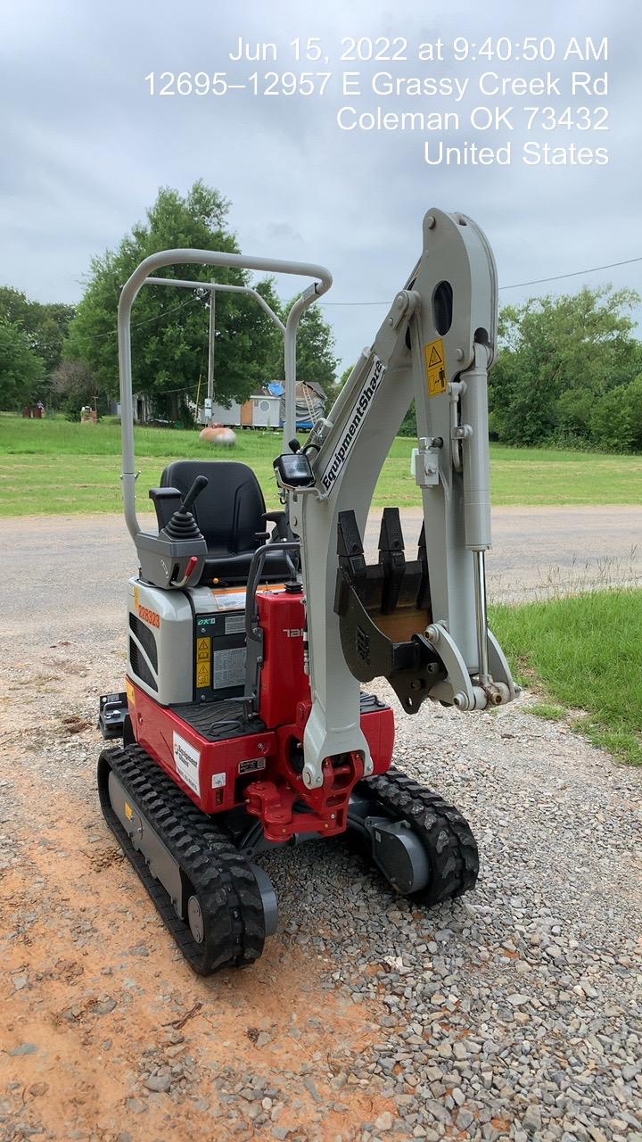 2022 TAKEUCHI TB210R