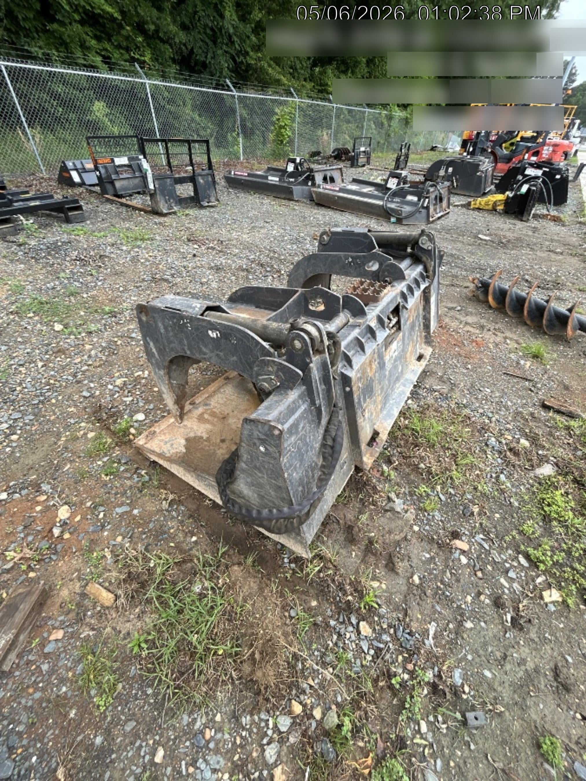 2020 PALADIN 76" Scrap Grapple Bucket - Paladin