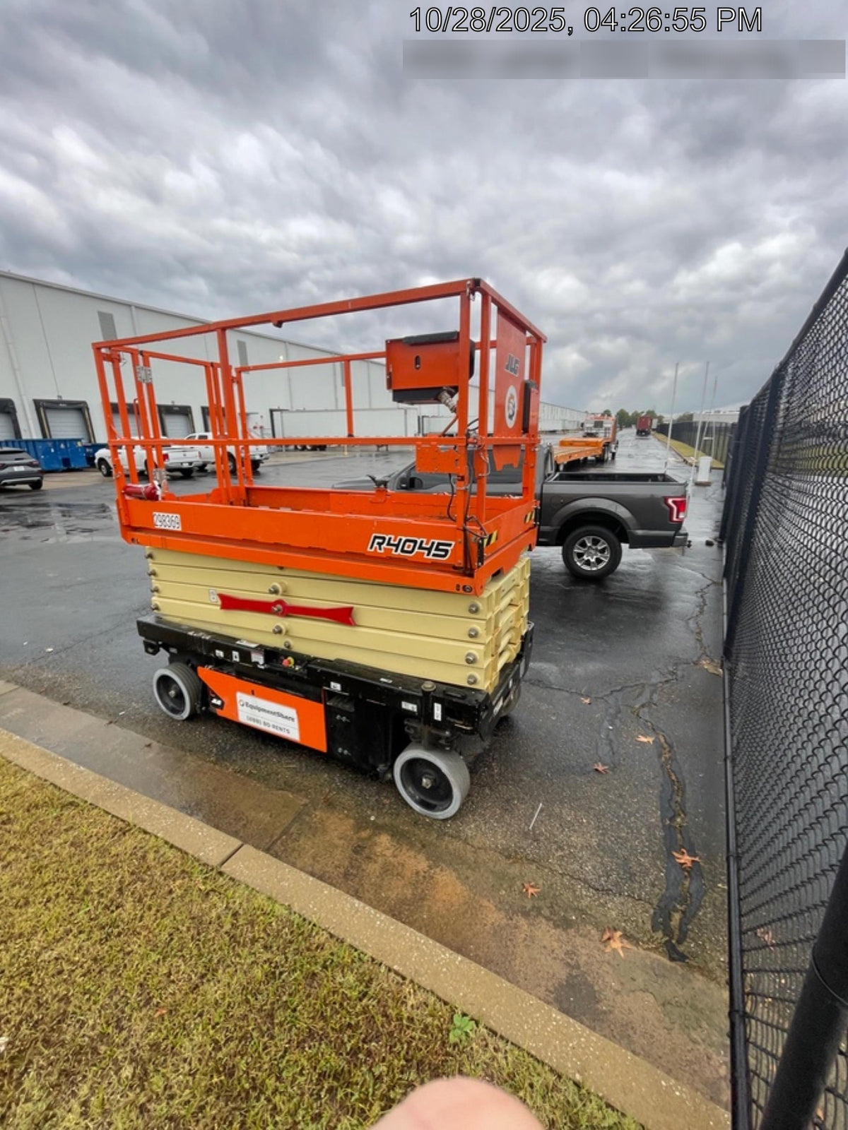 2023 JLG R4045