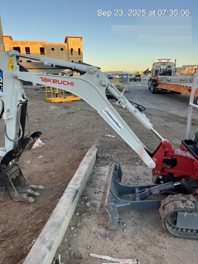 2023 TAKEUCHI TB20e