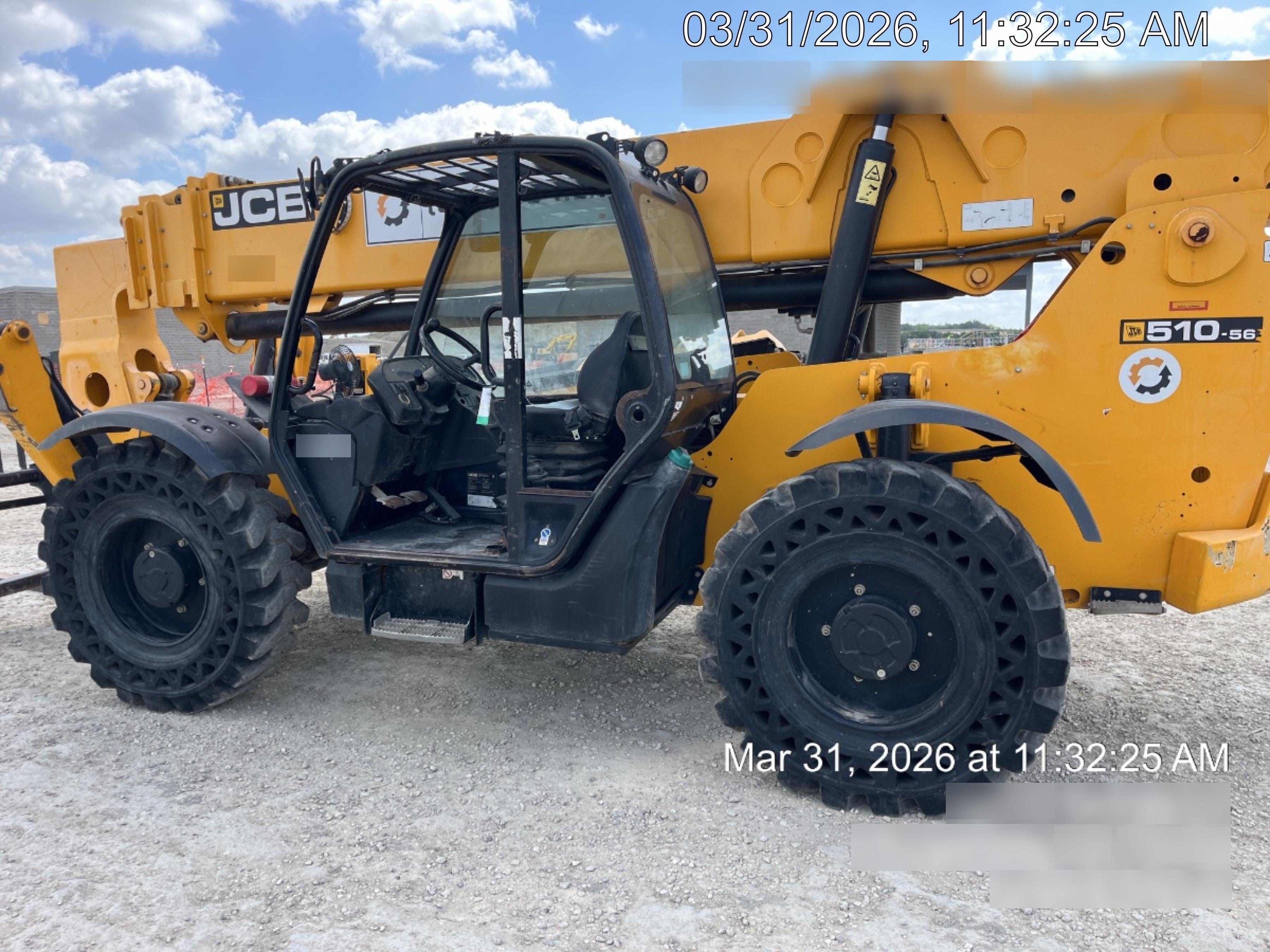 2019 JCB 510-56 Canopy, 74 HP, Solid Tires, STD Worklight, Beacon, Aux Hydraulics, Lifting Eye, Back up Alarm w/66" Carriage/60" Forks