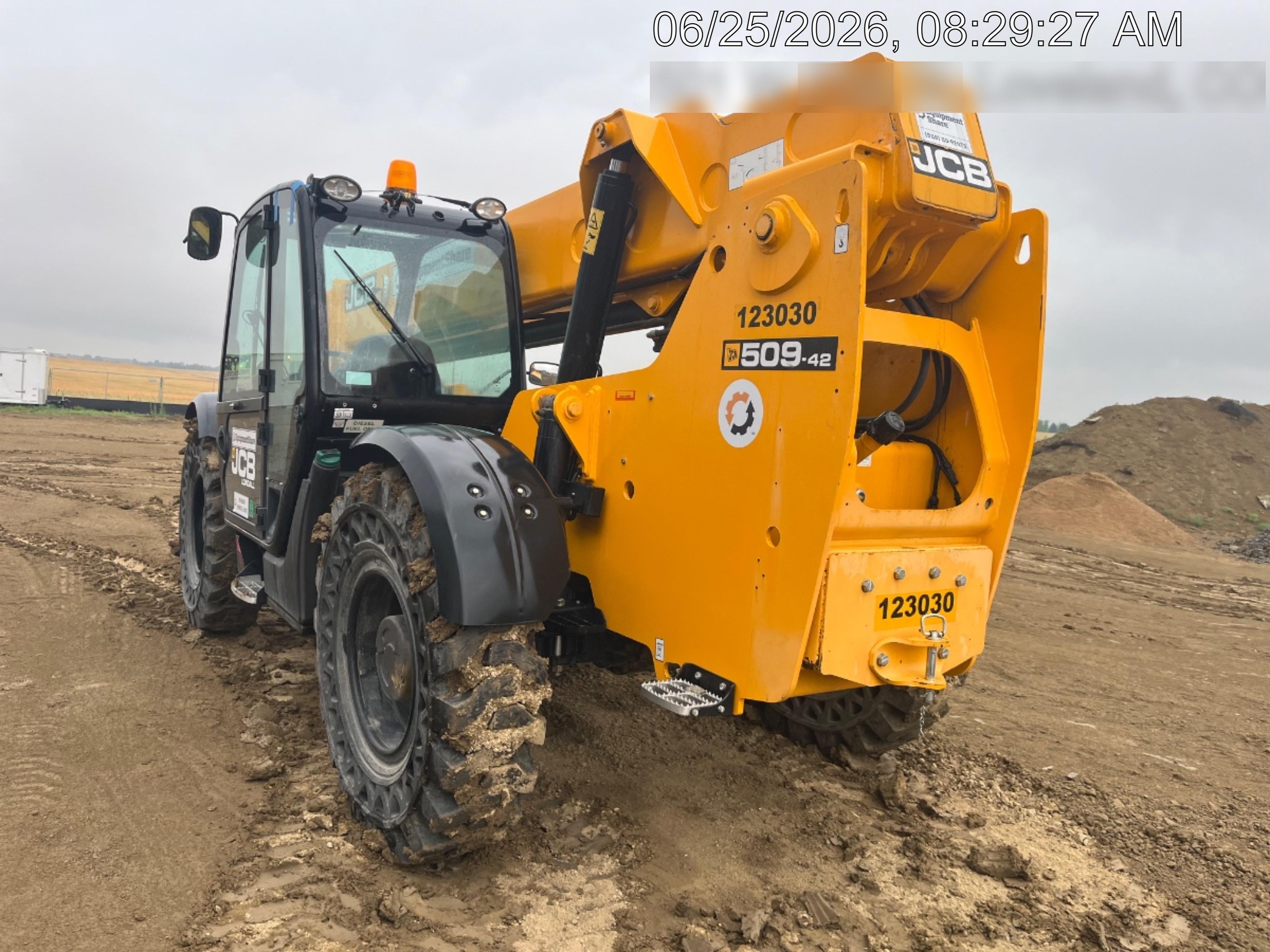 2021 JCB 509-42