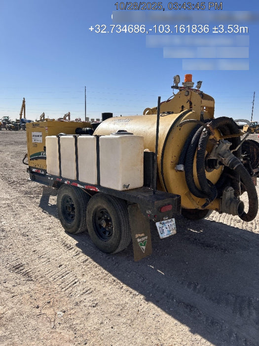 2020 Vac-Tron LP573XDT Tier 4 Kohler Diesel Engine, 500 Gallon Debris Tank w/ Hydraulic Tilt, two (2) 100 Gallon Water Tanks, Low Profile Torsion Axles (12,000 GVWR), Manual Jack Trailer