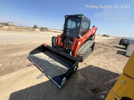 2022 TAKEUCHI 48" Pallet Forks - Takeuchi